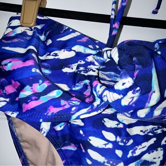 Toes on the Nose Two-Piece Halter Bikini - Picture 5 of 16